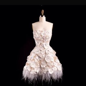 Chic Strapless Floral Dress with Feathered Hem